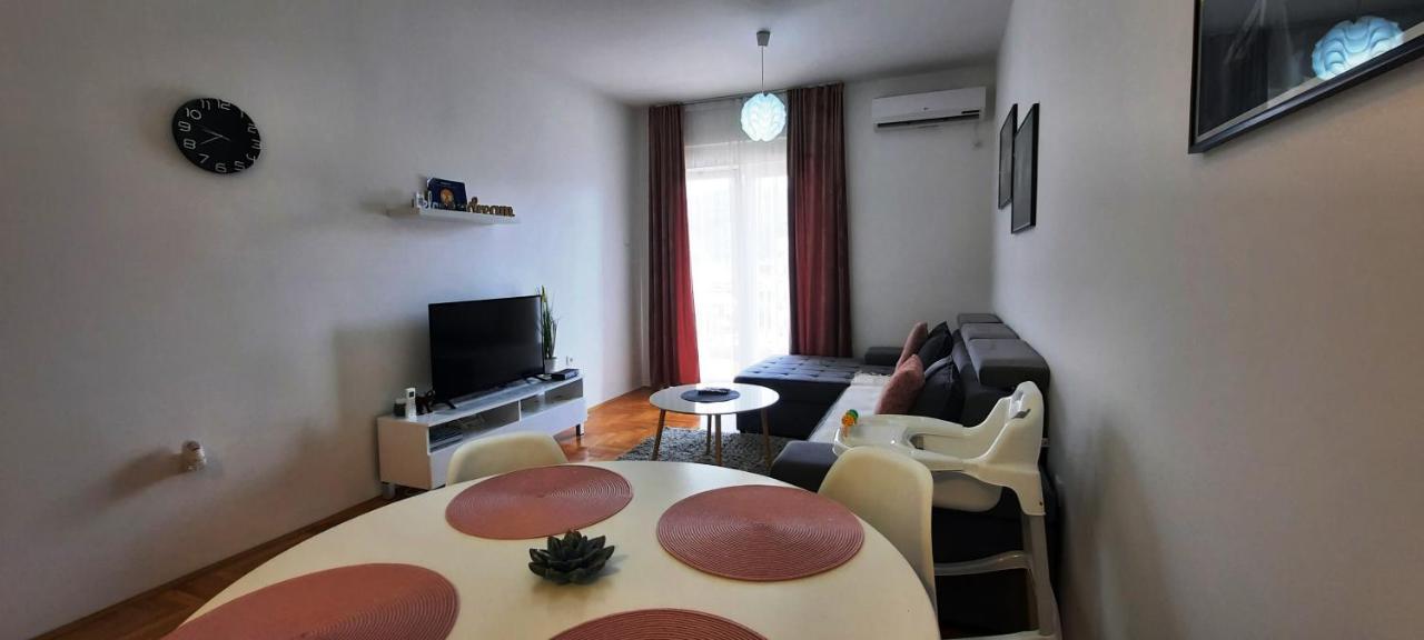 Apartment "Dream&Relax" Требинє Екстер'єр фото